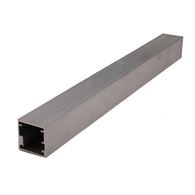 Quadratisches Geb&auml;ude aus Aluminium