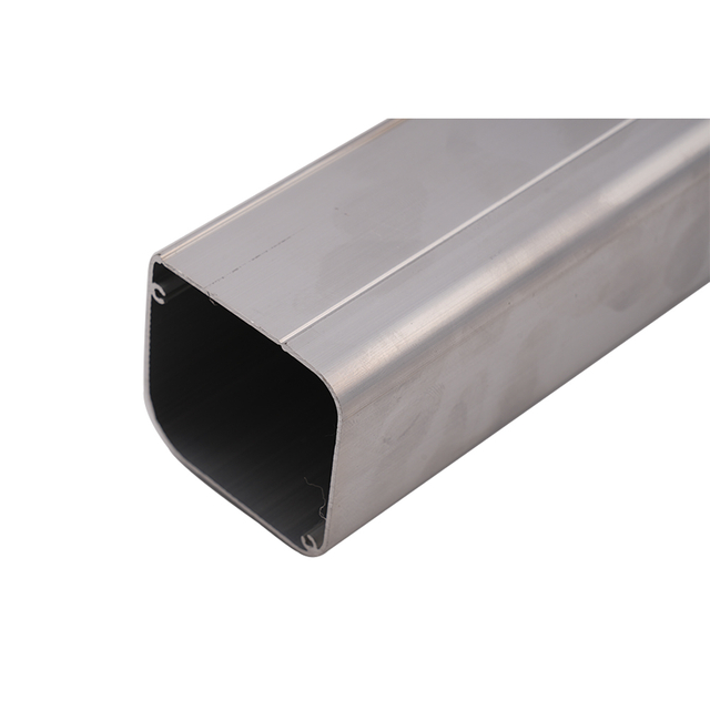 Speziell geformte Aluminium-Rundrohre f&uuml;r den Schiffbau